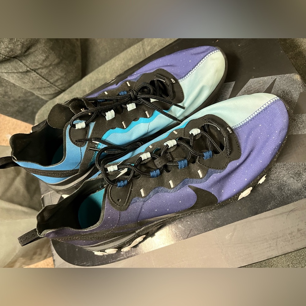 Nike Element 55 Day and Night